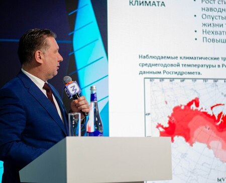 Ректор ВГЛТУ рассказал на выставке «Россия» о карбоновом полигоне FOR&ST CARBON в Воронежской области 